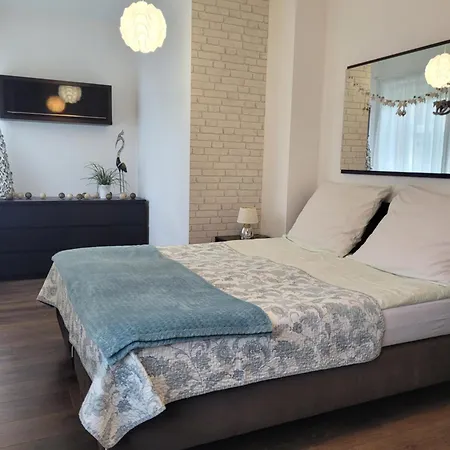 Apartament Wyspa, Mieszkanie 2 Pokojowe, Garaz W Cenie Lägenhet